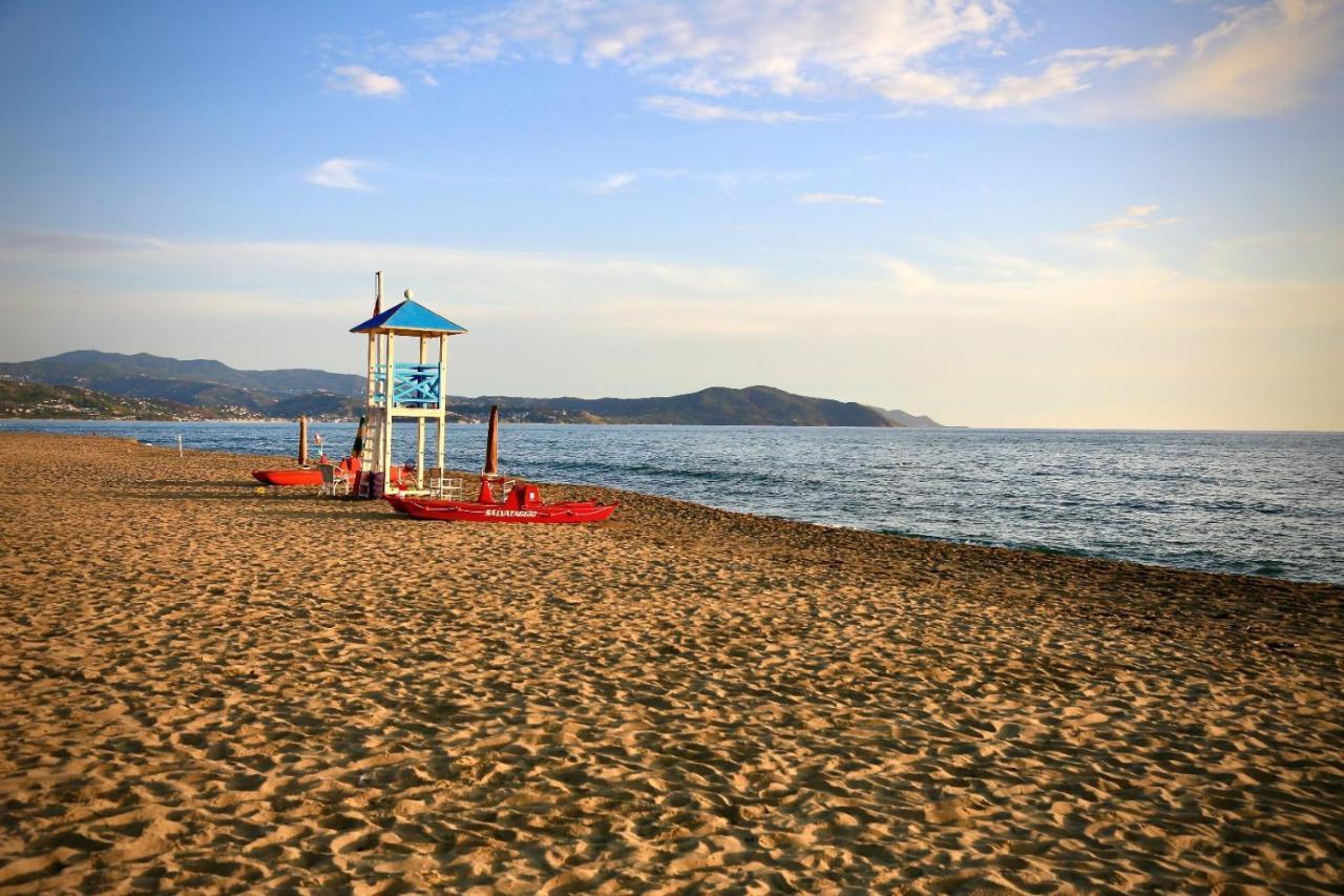 Villa Nicodemo Пестум Экстерьер фото